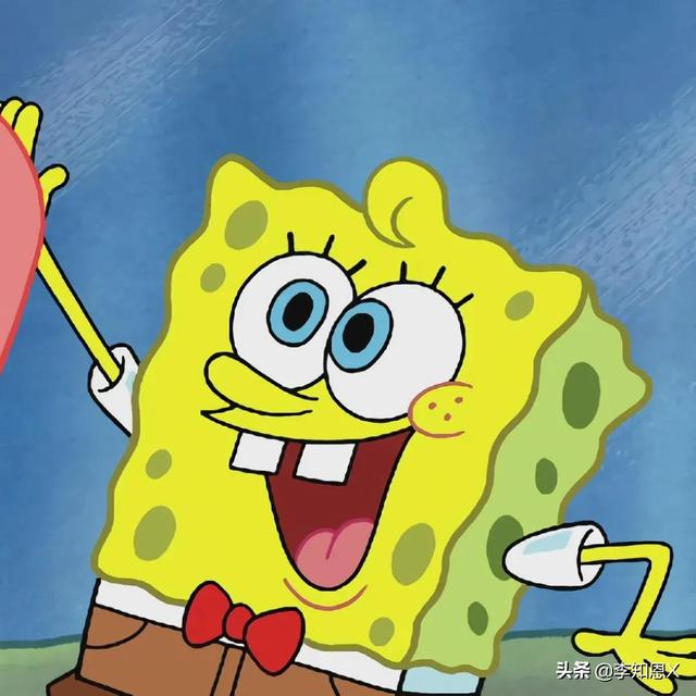 抱猫的女生头像，乔：可爱抱猫女头 人刚认识的时候总是拘谨中带着温柔微信（有趣可爱的情侣头像啊）