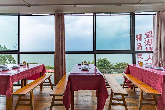 去苏州玩住哪里比较方便，苏州旅游住哪里比较方便（得天独厚一线湖景风光农家乐）