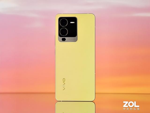 vivo s15详细参数，vivo（一款人像旗舰研究上性能了）