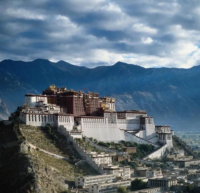 难得一见拉萨景色，分享图片——拉萨美丽的风景