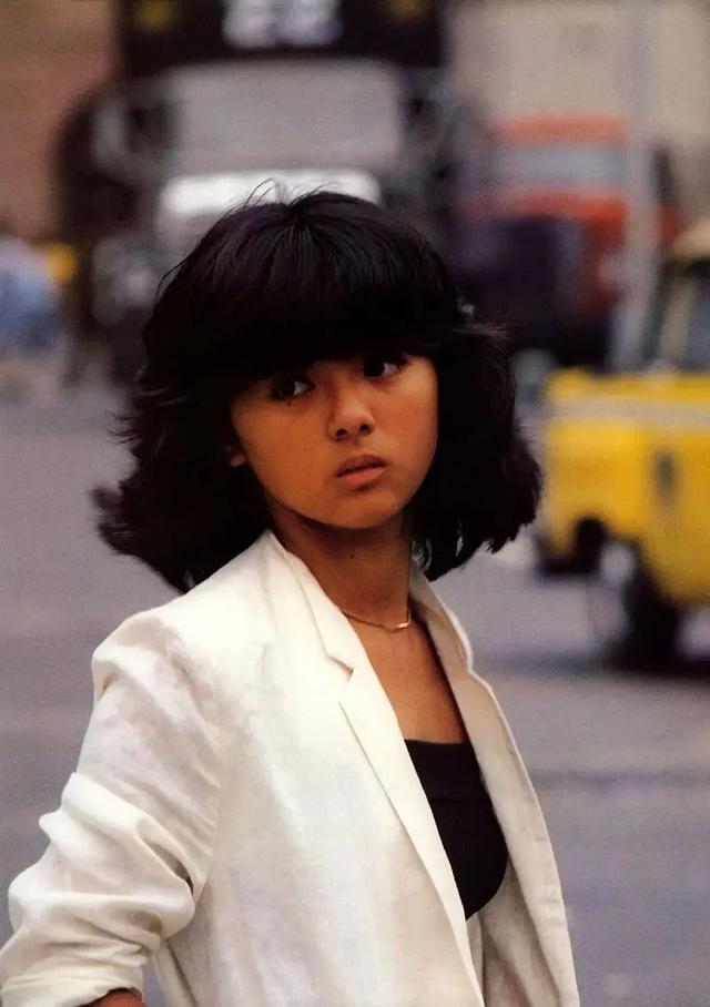 延生普佛视频唱诵，打普佛念什么经（这位女星真不愧是日娱神话…）