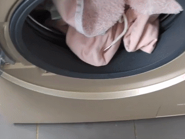 柔顺剂和洗衣液的区别，柔顺剂当成洗衣液了怎么办（洗衣凝珠是不是“智商税”）