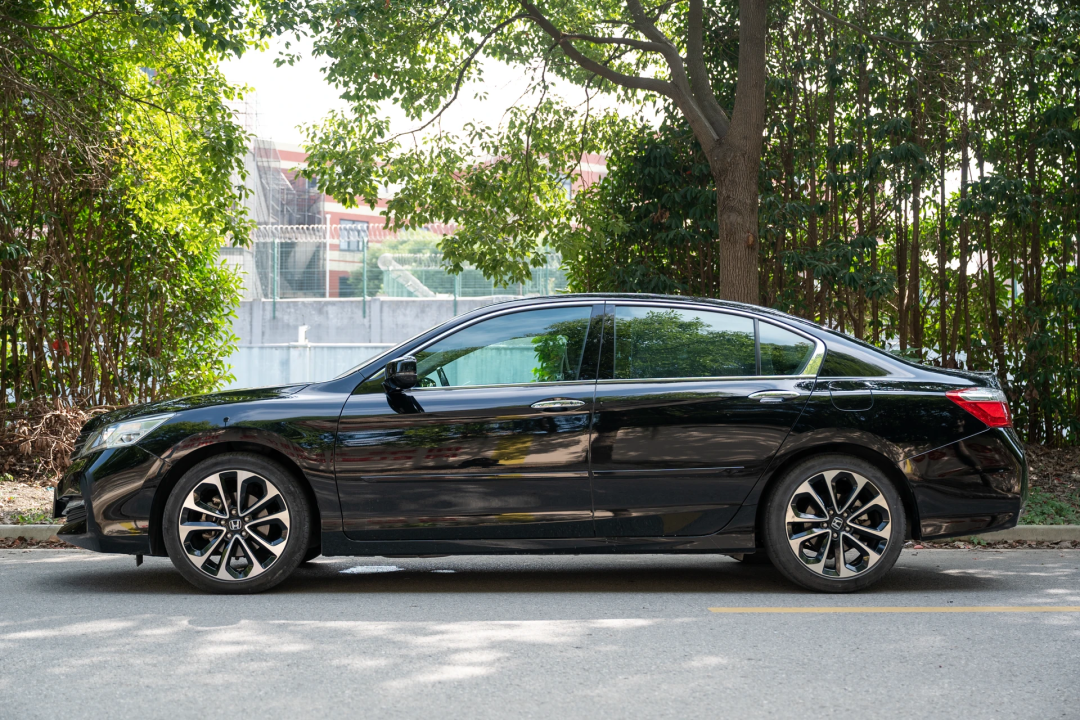 雅阁9代v6(送v6发动机——9代雅阁3.0l vti尊贵版)