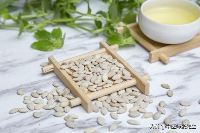 1克大约是多少毫升，请问1克等于多少毫升啊（《伤寒论》的计量单位是“两”）