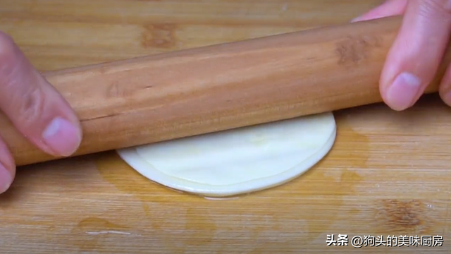 用平底锅做的鸡蛋卷为什么不脆，为什么自己做的鸡蛋卷不脆（孩子点名要吃的菜卷）