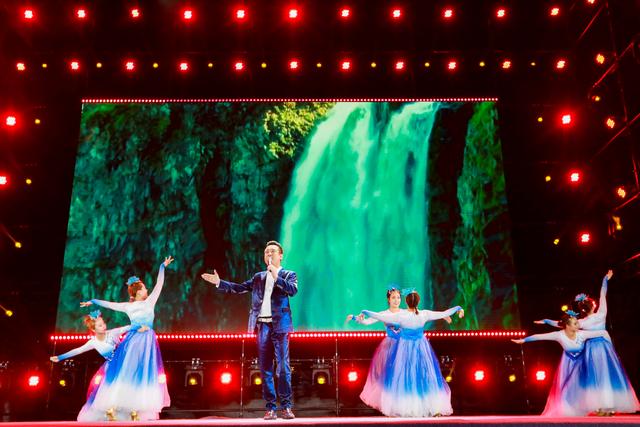 长鼓舞是哪个民族的舞蹈，长鼓舞是中国少数民族的传统舞蹈（文艺演出亮相精彩夜吉林）