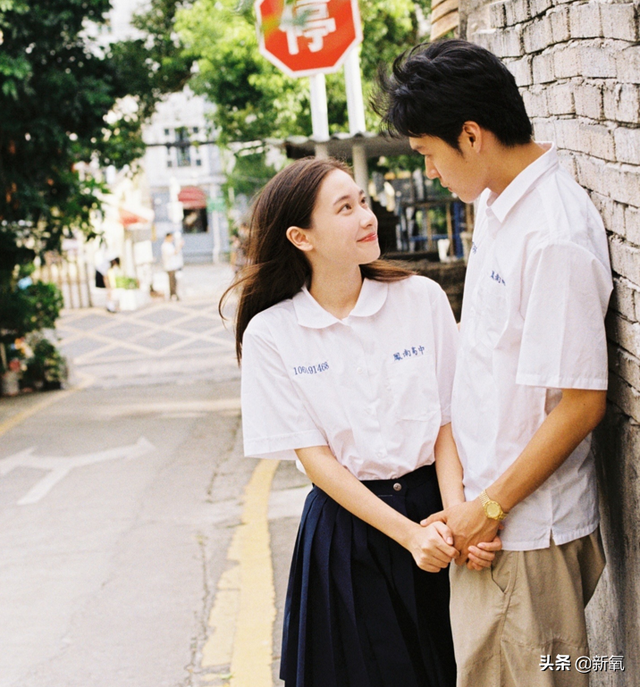 个性妩媚头像女，一点小性感 一点小妩媚微信（随便一张都是会被美少女们拿来做头像的程度）