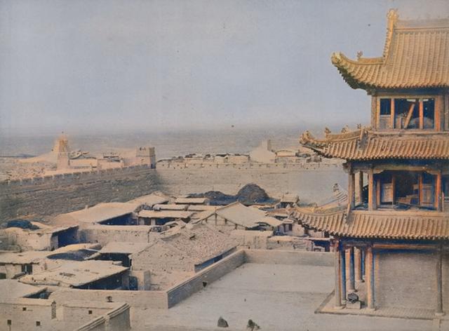 天下第一雄关是什么关，天下第一雄关是那个关（外国人镜头下威震西域、巍峨壮丽的天下雄关）