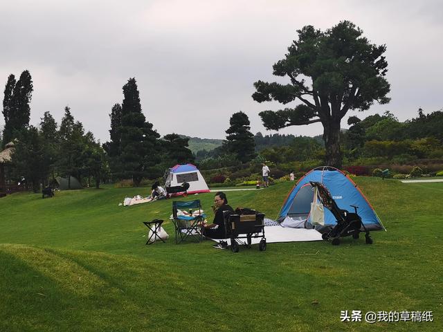 十一假期出游可畅玩银杏湖乐园，湖光山色风景迷人