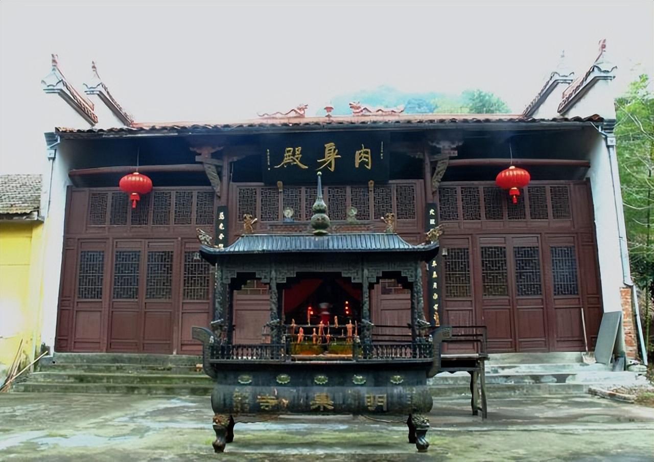 九华山肉身菩萨殿(九华山肉身殿求什么) - 美客网