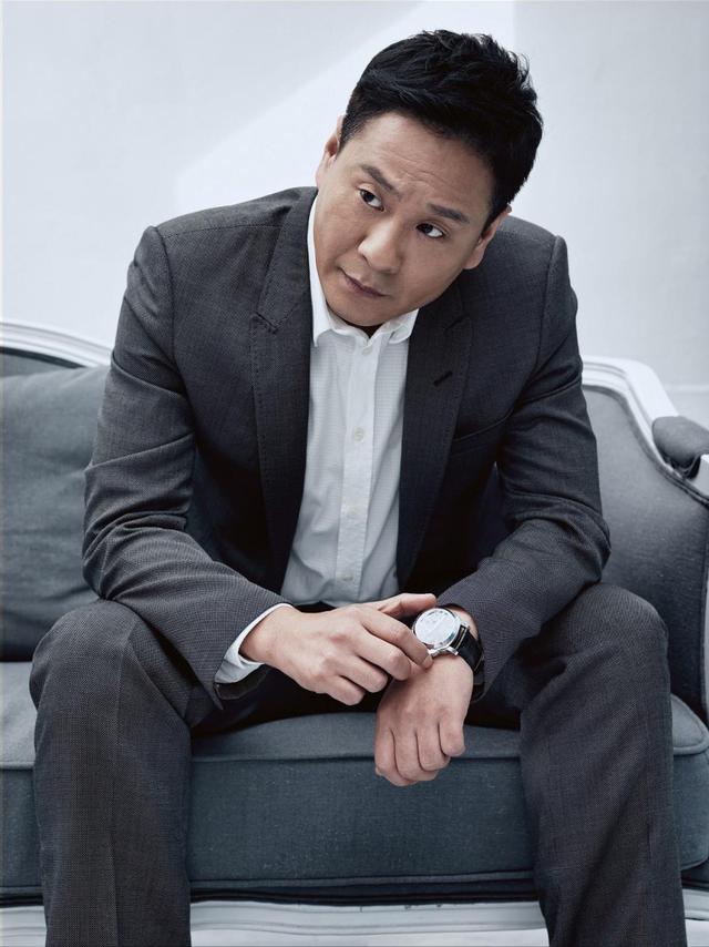 41岁杨若兮退圈后罕发声，模样大变认不出，嫁二婚演员当全职妈妈