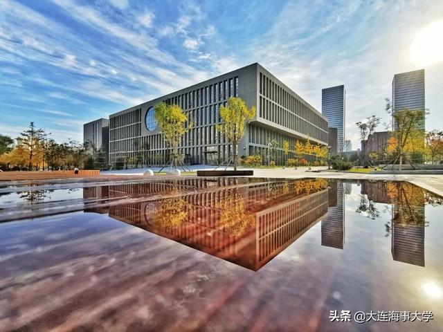 大连海事大学图书馆，大连最豪华的大学图书馆（海大新图书馆来啦）