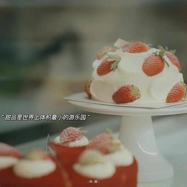 QQ/朋友圈背景图，qq朋友圈背景图怎么一直保存（温暖治愈冬日朋友圈背景图）