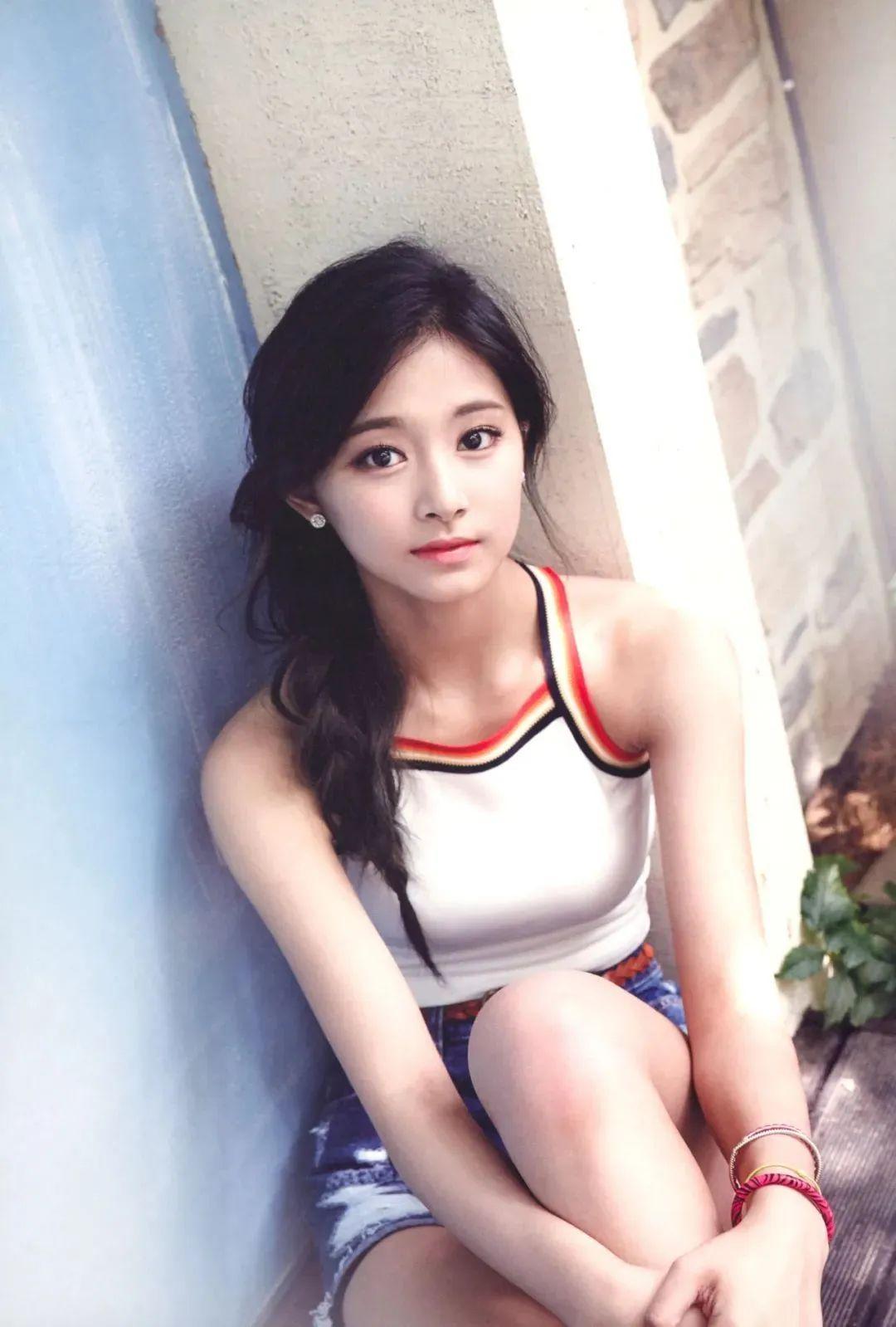 top2:周子瑜(k-pop艺人)