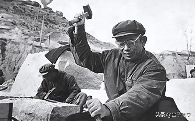 硝石怎么获得，明日之后硝石怎么获得（300吨人民英雄纪念碑原石开采遇困）