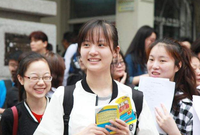 电子商务和会计哪个好（已经）