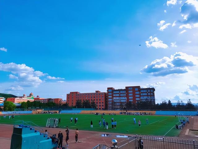 白城师范学院是几本，白城师范学院几本大学（通化师范学院、白城师范学院）