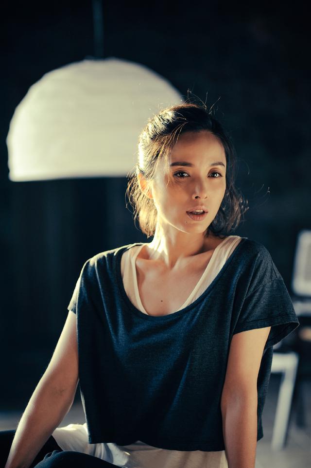靳东个人资料和身高，结了婚就要对妻子负责到底
