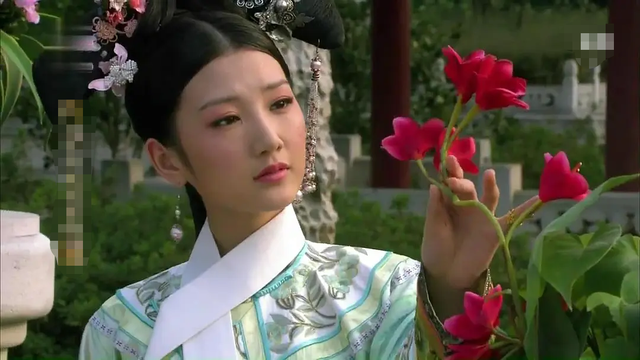 唐艺昕甄嬛传演的谁，唐艺昕在甄嬛传里演什么角色呢（“蛇蝎女孩”异军突起）