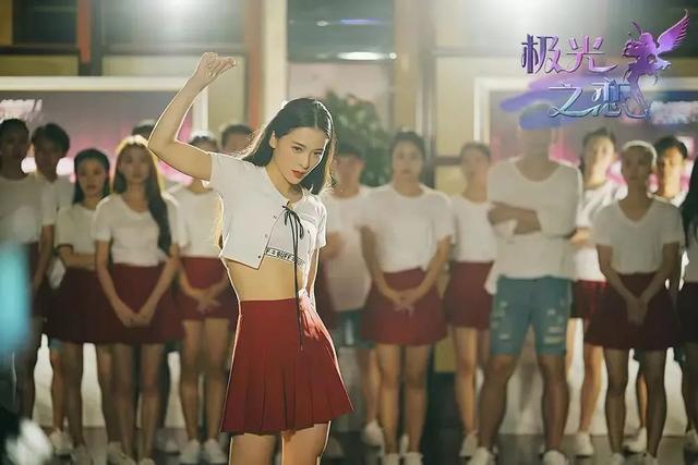 忍冬艳蔷薇演员表，忍冬艳蔷薇演员表小韩冲（赵韩樱子：清纯演员变网红）