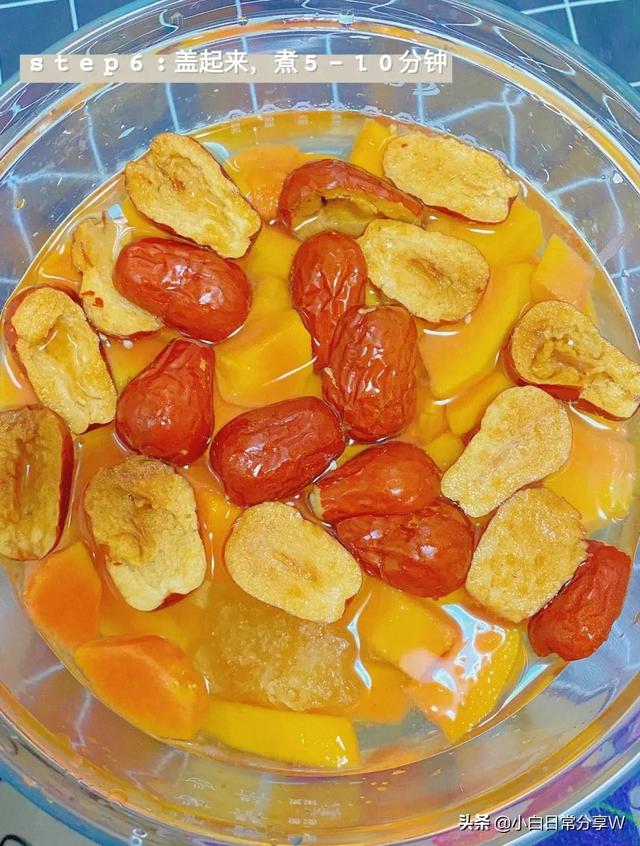 木瓜牛奶的营养价值，木瓜牛奶的营养价值与功效（夏日甜品：木瓜炖奶）