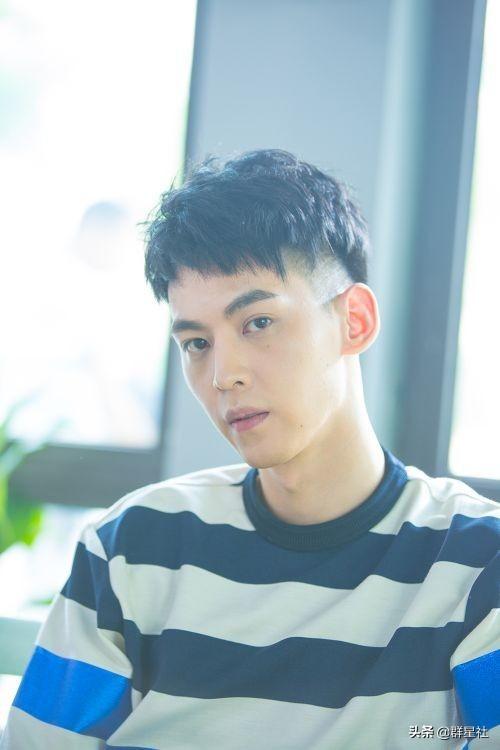 唐晓天身高188还是190，唐晓天身高（7位身高超185男明星的困扰）