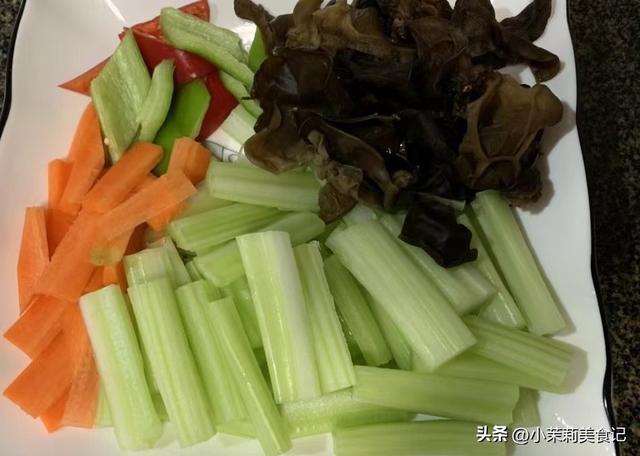 50岁女人保养饮食，50岁女人保养吃什么（多吃6种碱性食物）