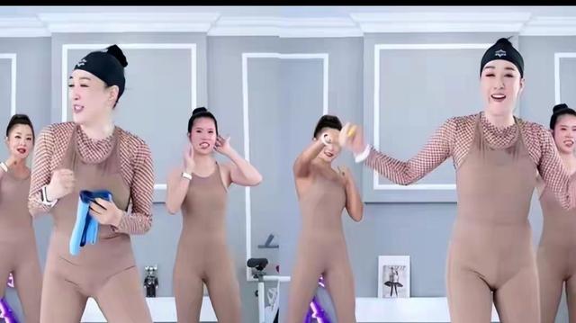 裤子卡裆是不是小了，裤子卡裆是因为什么（硬塞小一码肉色健美裤）