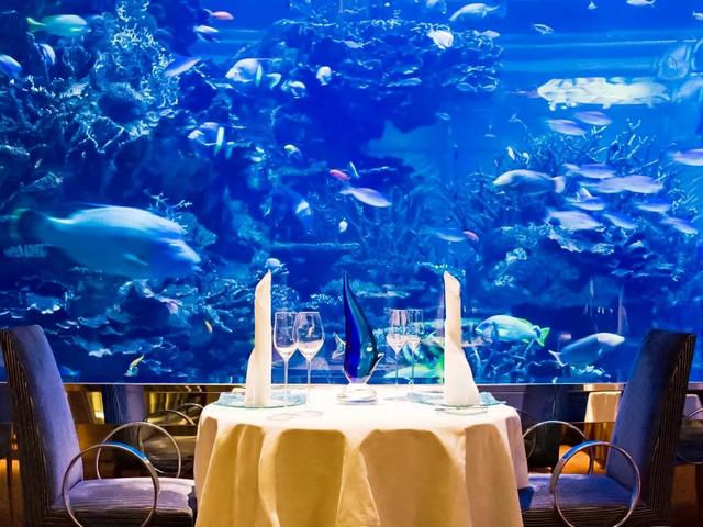 迪拜帆船酒店简介，迪拜帆船酒店介绍（80张高清图带你走进迪拜七星级帆船酒店）