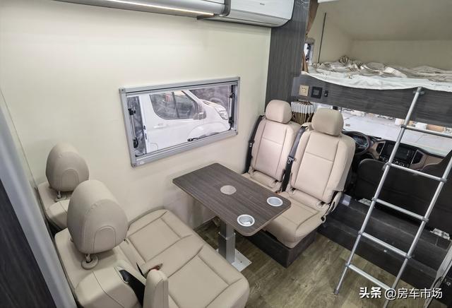 江铃jmc轻卡底盘房车，江铃JMC轻卡房车