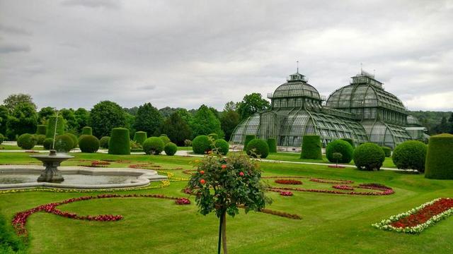 奥地利属于哪个国家，奥地利属于哪个国家因斯布鲁克（“音乐国家”奥地利现状多少）
