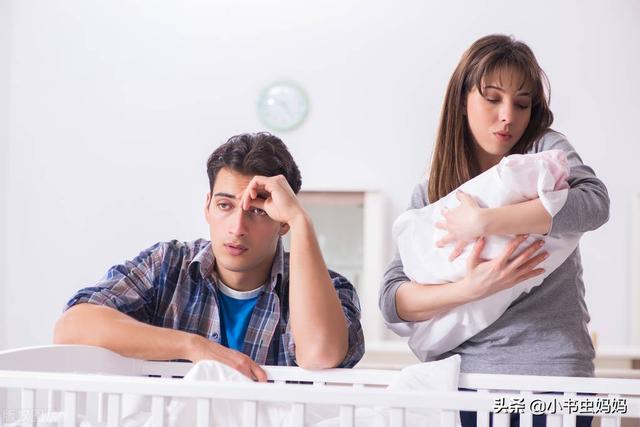 新生儿一直哭什么原因，新生儿一直哭怎么回事（为啥新生儿第一个月很乖）