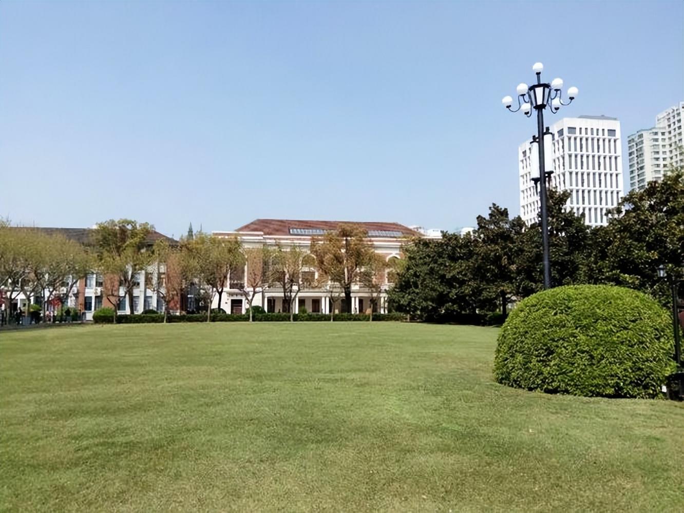 上海工程技术大学是211么(上海工程技术大学:上不了211工程大学)