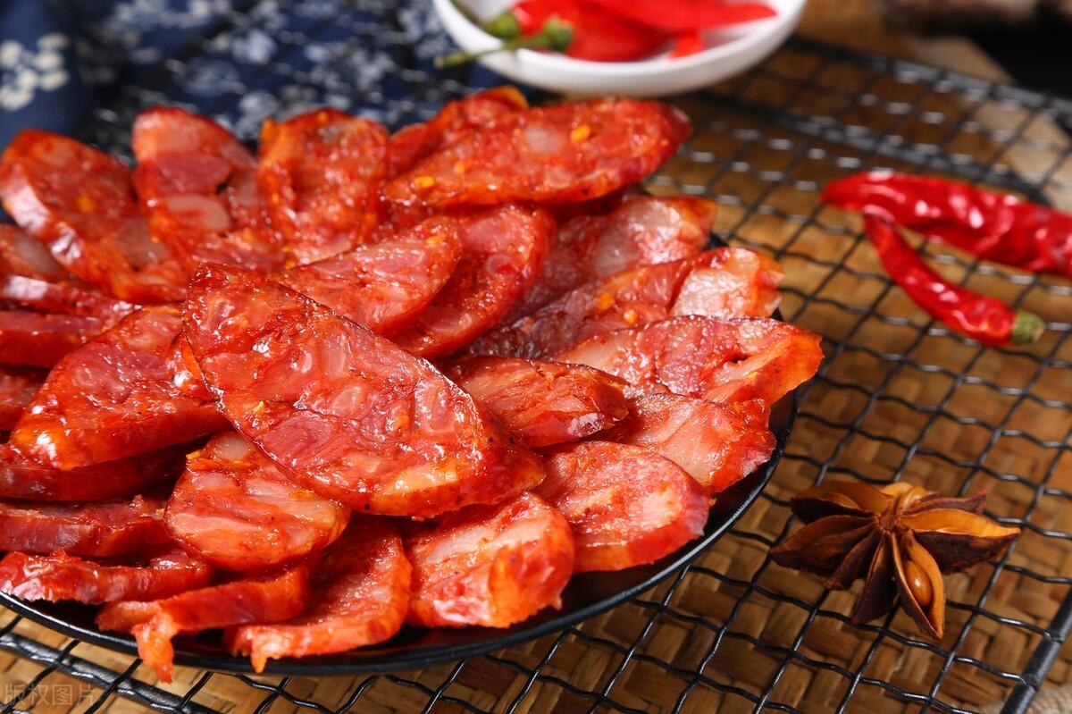 腊肠到底是蒸还是煮?