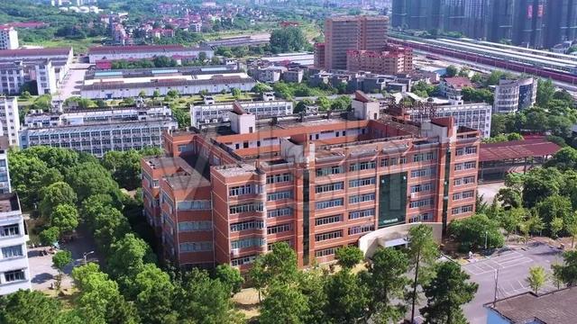 井冈山大学排名，2018年井冈山大学全国排名第几（井冈山大学PK延安大学）