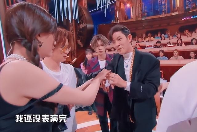娱乐百分百炎亚纶，炎亚纶汪东城（当年明明是顶流）