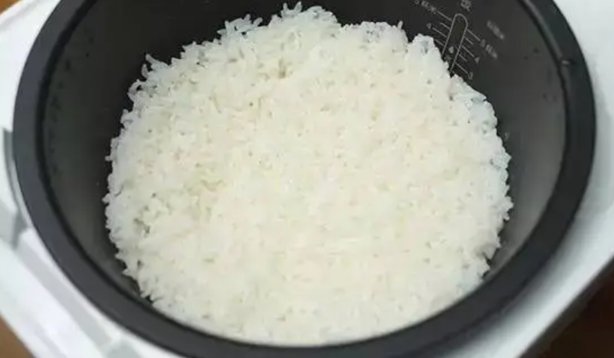 江米和糯米一样吗，江米和糯米一样吗 新闻（究竟是什么原因引起的大米口感的差异）