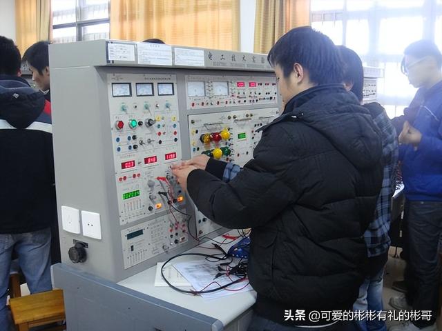 电子信息科学与技术，电子信息科学与技术专业课程（学习内容以及院校推荐）