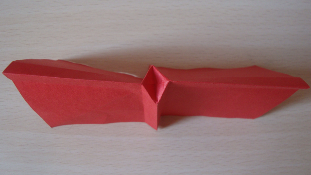 怎么用纸剪花朵，怎么用纸剪花朵视频（玫瑰花的折法）