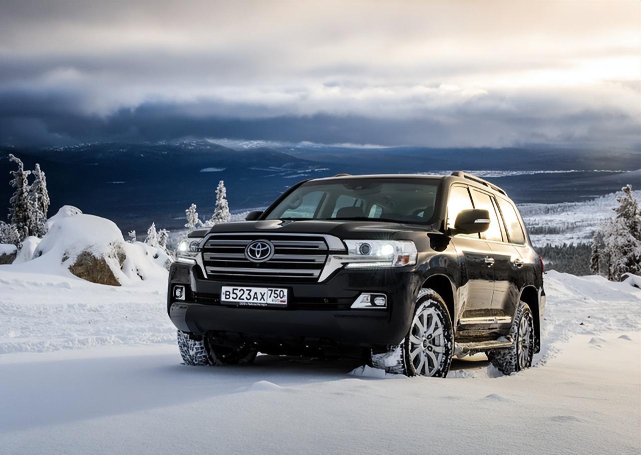 比如一些大型的越野车,比如丰田陆地巡洋舰,日产patrol等,由于自身的