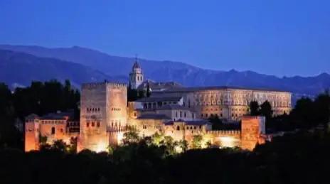 凡尔赛宫在什么地方，聊聊法国的凡尔赛宫（凡尔赛宫是哪儿的）