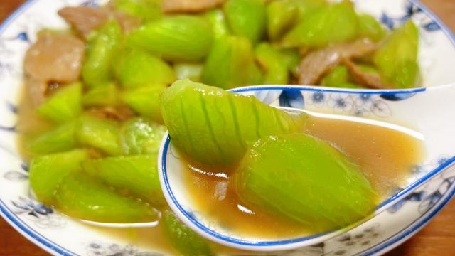 丝瓜炒肉的家常做法大全，黄瓜、苦瓜靠边站