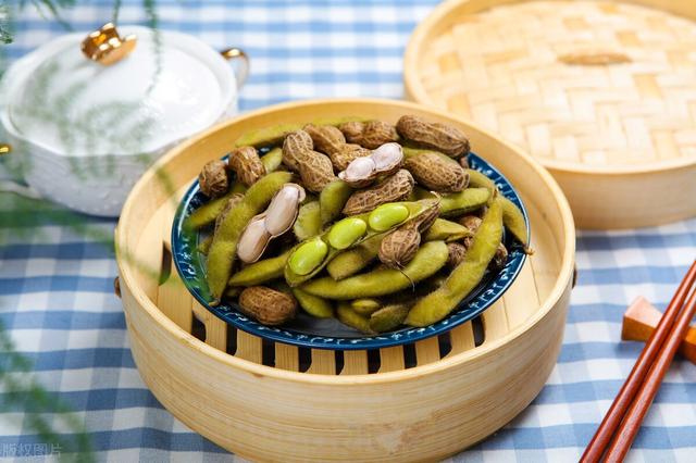 大豆和黄豆的区别图片，大豆和黄豆的区别图片大全（豆一和豆二的区别）