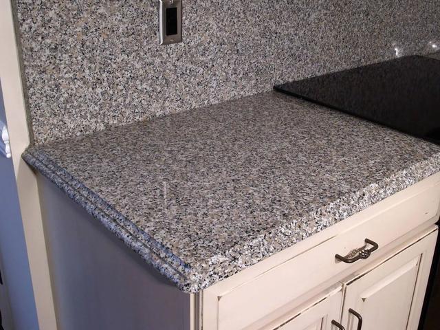 今年流行什么橱柜台面，橱柜一般家庭都用什么样的台面（关于橱柜台面材料）