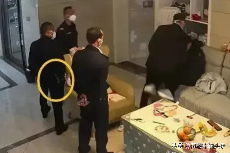 后置摄像头是别人看到的自己吗，后置拍出来脸超歪巨丑正常吗（安装家用摄像头必须知晓的法律风险）