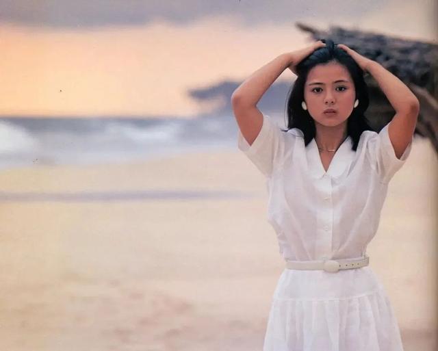 延生普佛视频唱诵，打普佛念什么经（这位女星真不愧是日娱神话…）