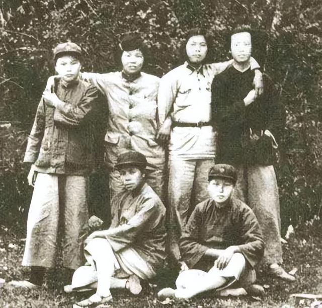 毕占云烈士纪念馆，毕占云（新中国首任省高院女院长）