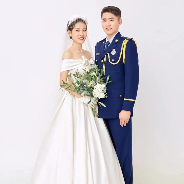 七夕2021年几月几号，七夕2021年几月几号农历（火焰蓝的爱情故事——海淀支队消防员七夕节日与爱人的深情告白）