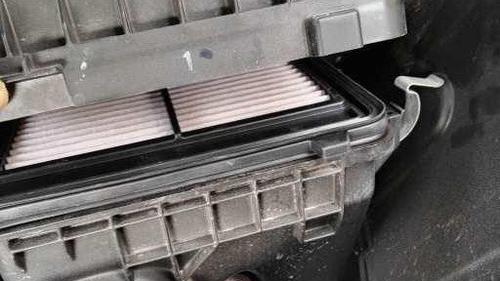 全顺的柴油格多久更换，福特全顺柴油滤芯多少公里换（汽车滤清器长时间不更换会怎样）