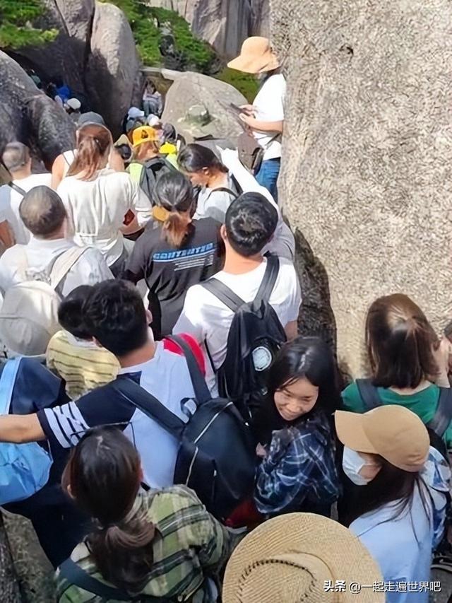 黄山旅游几月份去最好，几月份适合去黄山游玩（国庆爬黄山，10分钟走1米）